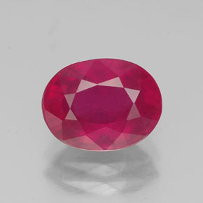 2.55カラットの天然ピンクレッドルビー（8.8×6.8 mm・オーバルカット）