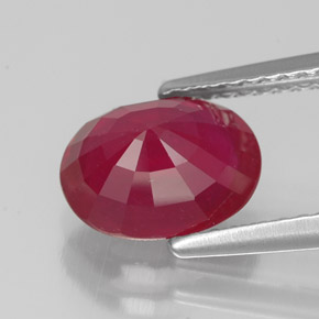 2.39カラットの天然ピンクレッドルビー（8.8×6.8 mm・オーバルカット）