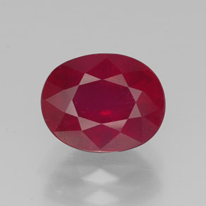2.87カラットの天然ピンクレッドルビー（8.9×7.1 mm・オーバルカット）