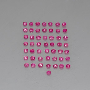 カラットの天然レッドピンクルビー（1.68 mm・ラウンドカット）