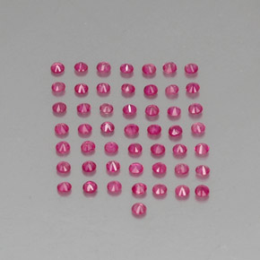 カラットの天然ピンクレッドルビー（1.70 mm・ラウンドカット）