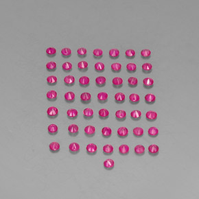 カラットの天然バイオレットレッドルビー（1.78 mm・ラウンドカット）