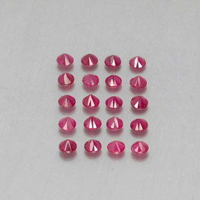 カラットの天然ピンクレッドルビー（2.68 mm・ラウンドカット）