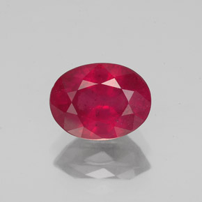 1.87カラットの天然ピンクレッドルビー（8.1×6.1 mm・オーバルカット）