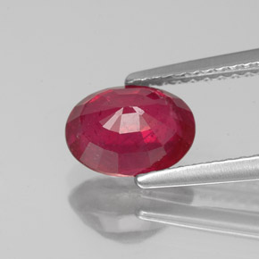 1.87カラットの天然ピンクレッドルビー（8.1×6.1 mm・オーバルカット）