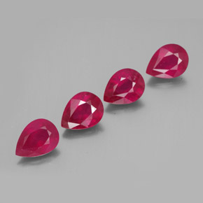 カラットの天然ピンクレッドルビー（8×6 mm・洋梨の形）