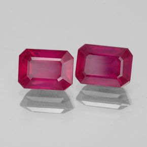 カラットの天然ピンクレッドルビー（7×5.1 mm・エメラルドカット）