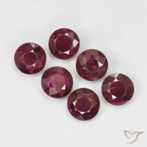 Shop natural 1.50ct ダークレッド ルビー gems, ラウンド, from ミャンマー at GemSelect. In stock, global shipping!