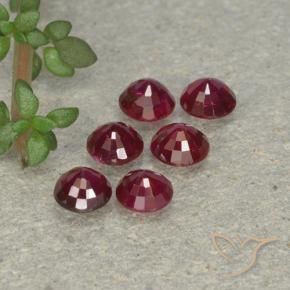 Shop natural 1.50ct 明るい赤 ルビー gems, ラウンド, from ミャンマー at GemSelect. In stock, global shipping!