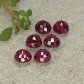 Shop natural 1.52ct ミディアムレッド ルビー gems, ラウンド, from ミャンマー at GemSelect. In stock, global shipping!
