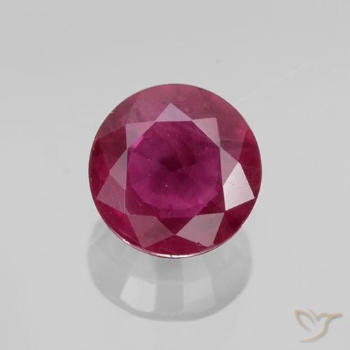 0.70ct 天然 ダークレッド ルビー, ラウンド, VS-SI