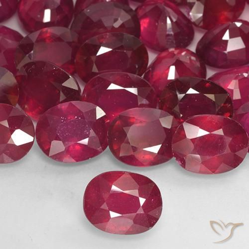 2.86ct 天然 ミディアムダークレッド ルビー, 楕円形, VS-SI