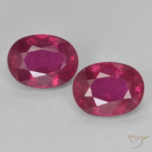 3.84ctw 天然 Medium Dark-Red ルビー, 楕円形, VS