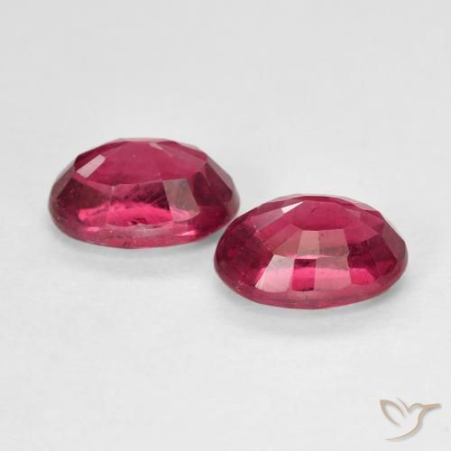Shop natural 2.51ct Medium Dark-Red ルビー gems, 楕円形, from マダガスカル at GemSelect. In stock, global shipping!