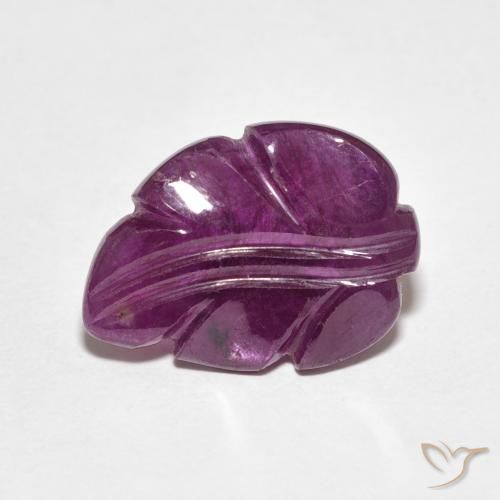 4.70カラットの天然Medium Dark-Purpleルビー、ファンシー、オペーク