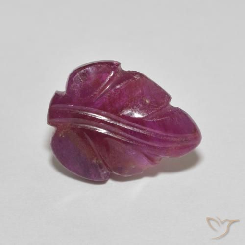 4.64カラットの天然Medium Dark-Purpleルビー、ファンシー、オペーク