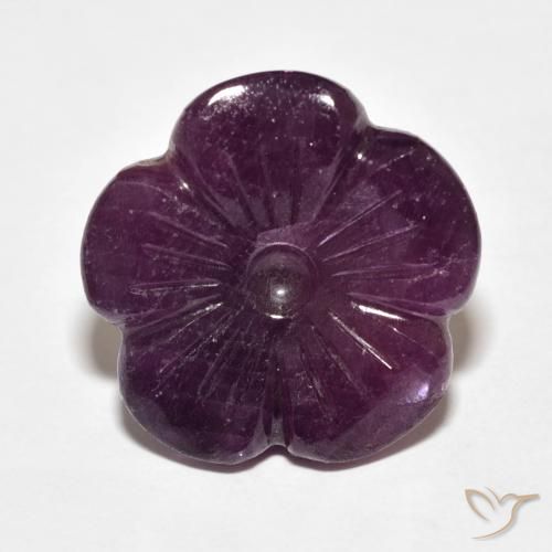 13.78ct 天然 ミディアムパープル ルビー, フラワーカット, オペーク