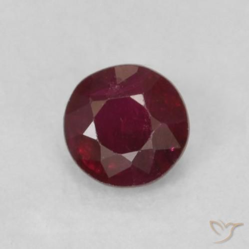 0.30ct 天然 ダークレッド ルビー, ラウンド, SI