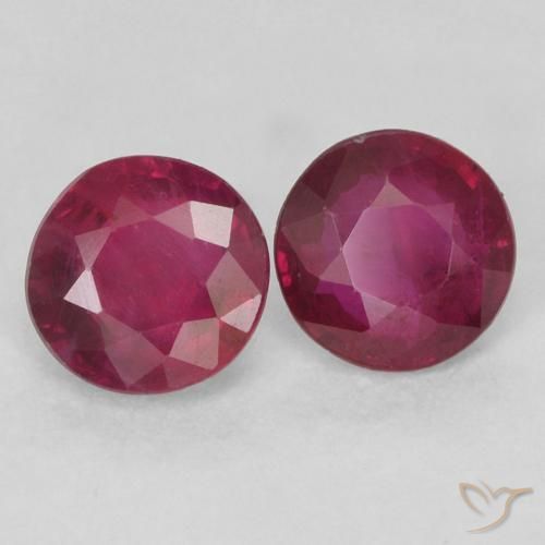 Shop natural 0.48ct ディープレッド ルビー gems, ラウンド, from ミャンマー at GemSelect. In stock, global shipping!