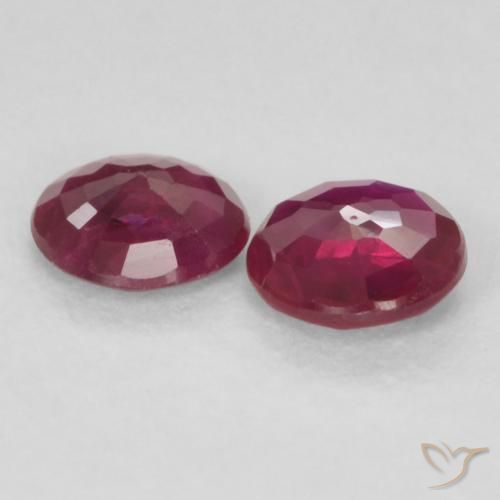 Shop natural 0.44ct ディープレッド ルビー gems, ラウンド, from ミャンマー at GemSelect. In stock, global shipping!