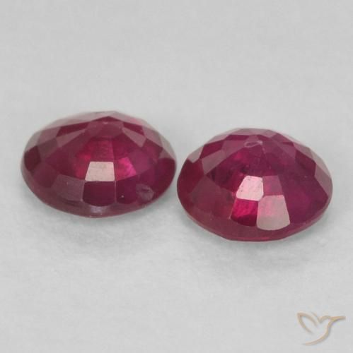 Shop natural 0.50ct ディープレッド ルビー gems, ラウンド, from ミャンマー at GemSelect. In stock, global shipping!