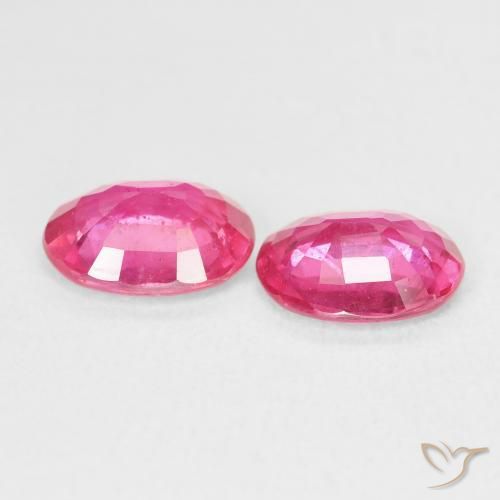 Shop natural 2.94ct 濃いマゼンタ ルビー gems, 楕円形, from モザンビーグ at GemSelect. In stock, global shipping!