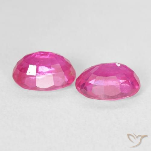 Shop natural 2.54ct 濃いマゼンタ ルビー gems, 楕円形, from モザンビーグ at GemSelect. In stock, global shipping!
