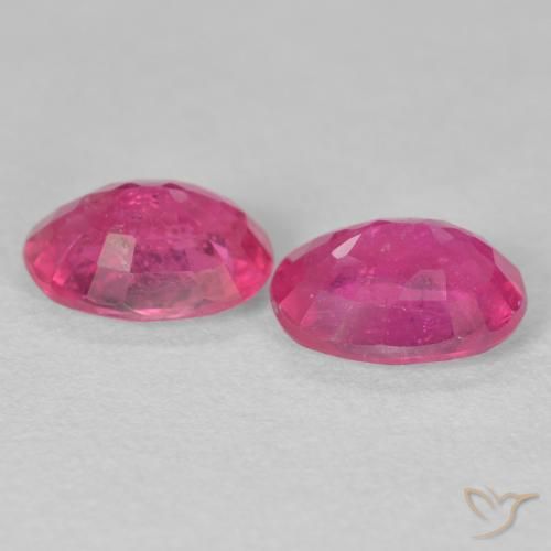 Shop natural 3.31ct ホットピンク ルビー gems, 楕円形, from モザンビーグ at GemSelect. In stock, global shipping!