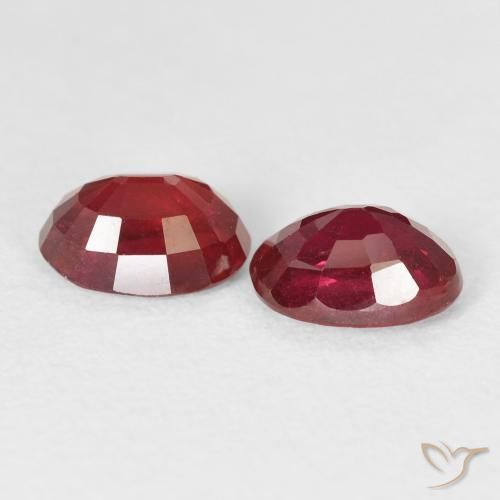 Shop natural 2.34ct ダークレッド ルビー gems, 楕円形, from モザンビーグ at GemSelect. In stock, global shipping!