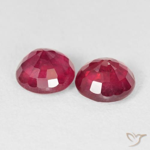 Shop natural 2.38ct 濃い紅 ルビー gems, ラウンド, from マダガスカル at GemSelect. In stock, global shipping!