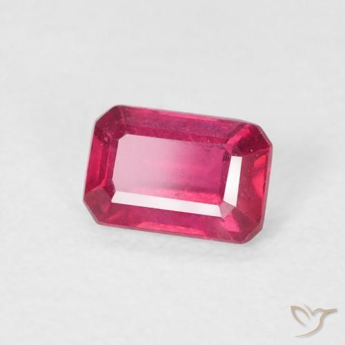 0.75カラットの天然赤みがかったピンクルビー、八角形 / エメラルドカット、VS