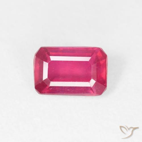 0.77ct 天然 ミディアムレッド ルビー, エメラルドカット, VS