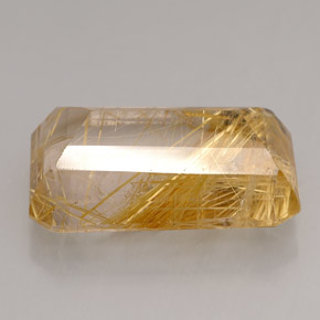 12.60カラットの天然無色＆ゴールドルチルクォーツ（18.4×12.1 mm・透明）