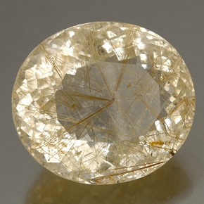 52.32カラットの天然無色＆ゴールドルチルクォーツ（26.2×23 mm・透明）