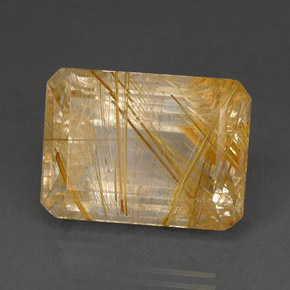 37.16カラットの天然無色＆ゴールドルチルクォーツ（22.5×16.5 mm・透明）