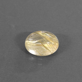 1.53カラットの天然無色＆ゴールドルチルクォーツ（8×6.2 mm・透明）