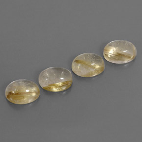 カラットの天然無色＆ゴールドルチルクォーツ（8×6.1 mm・透明）