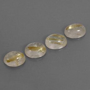 カラットの天然無色＆ゴールドルチルクォーツ（8.1×6.1 mm・透明）