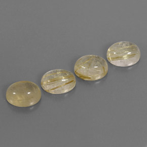 カラットの天然無色＆ゴールドルチルクォーツ（8.1×6 mm・透明）