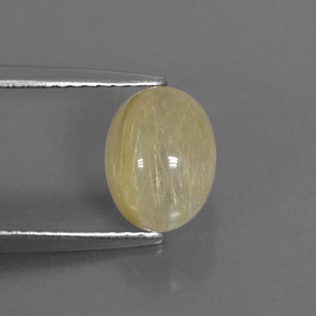 1.82カラットの天然無色＆ゴールドルチルクォーツ（8.5×6.5 mm・透明）