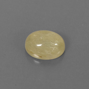 1.82カラットの天然無色＆ゴールドルチルクォーツ（8.5×6.5 mm・透明）