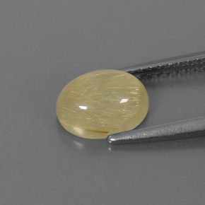 1.82カラットの天然無色＆ゴールドルチルクォーツ（8.5×6.5 mm・透明）