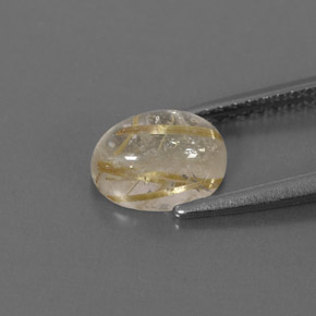 1.61カラットの天然無色＆ゴールドルチルクォーツ（8.1×6 mm・透明）
