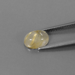 1.61カラットの天然無色＆ゴールドルチルクォーツ（8.3×6.2 mm・透明）