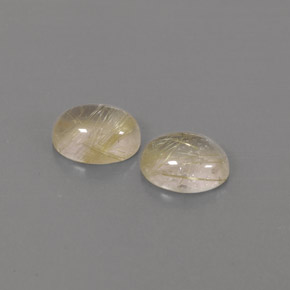 カラットの天然無色＆ゴールドルチルクォーツ（8.2×6 mm・透明）