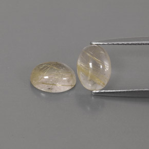 カラットの天然無色＆ゴールドルチルクォーツ（8.2×6 mm・透明）
