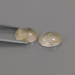 カラットの天然無色＆ゴールドルチルクォーツ（8.2×6 mm・透明）