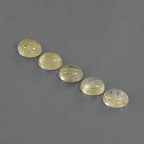 カラットの天然無色＆ゴールドルチルクォーツ（8×6.3 mm・透明）