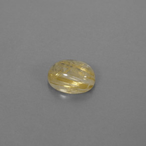 1.67カラットの天然無色＆ゴールドルチルクォーツ（8.4×6.2 mm・透明）