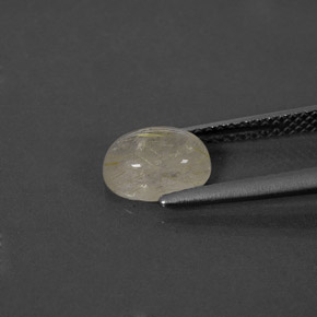 1.46カラットの天然無色＆ゴールドルチルクォーツ（8.1×6 mm・透明）